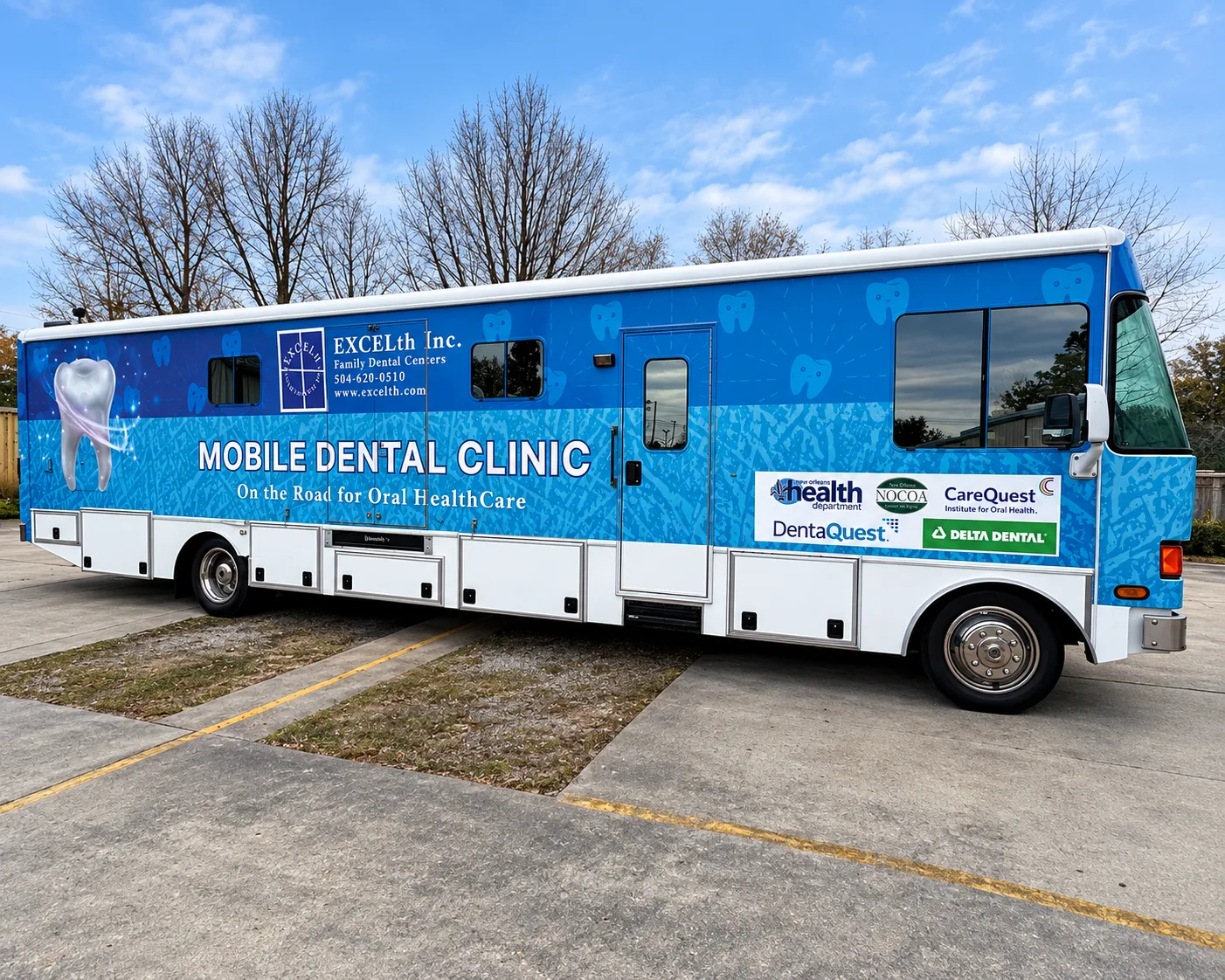 Mobile dental clinic bus wrap