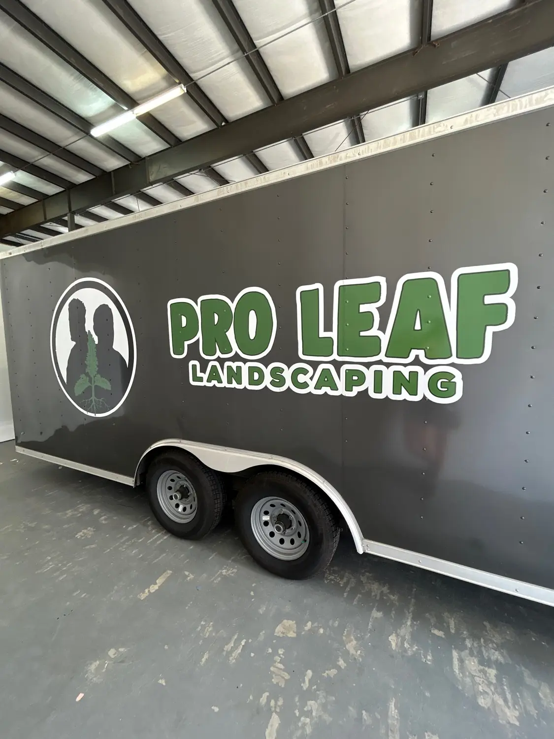pro leaf landscaping trailer graphics