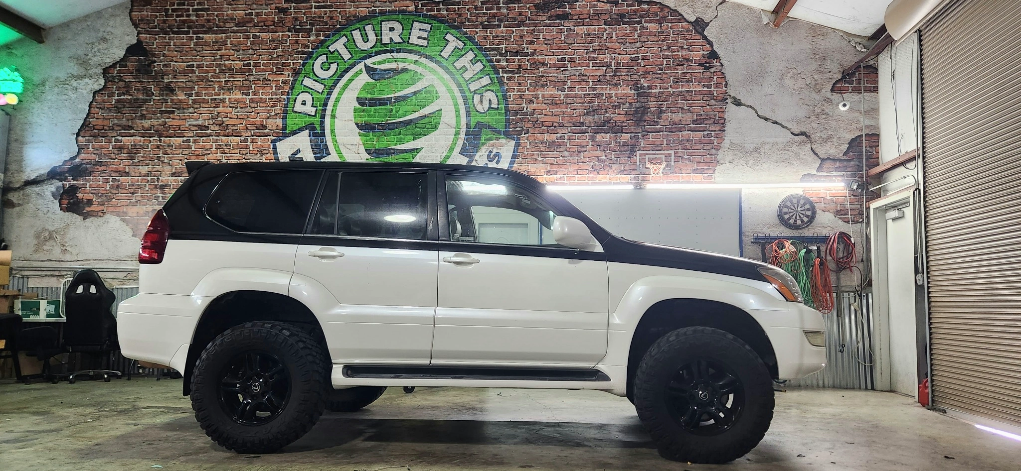 Tuxedo top two-tone personal vehicle wrap by Picture This Wraps