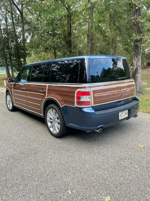 Ford Flex woodgrain wrap by Picture This Wraps and Graphics
